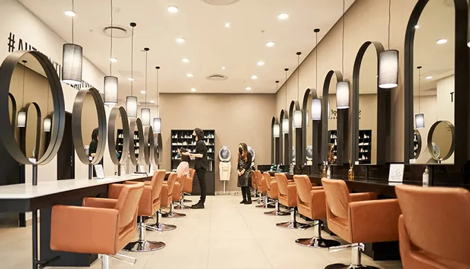 Hair Extensions Trends 2025: Pivotal Elements for Salon Flourishing